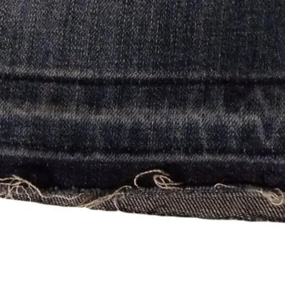 5/$25 SALE! Forever 21 Medium Wash Distressed Denim Mini Skirt Size M - Picture 4 of 5